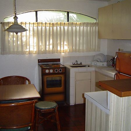 Broadway Court Apartelle 4Th Street Manilla Buitenkant foto