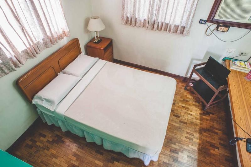 Broadway Court Apartelle 4Th Street Manilla Buitenkant foto