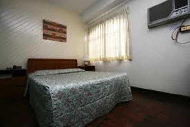 Broadway Court Apartelle 4Th Street Manilla Buitenkant foto