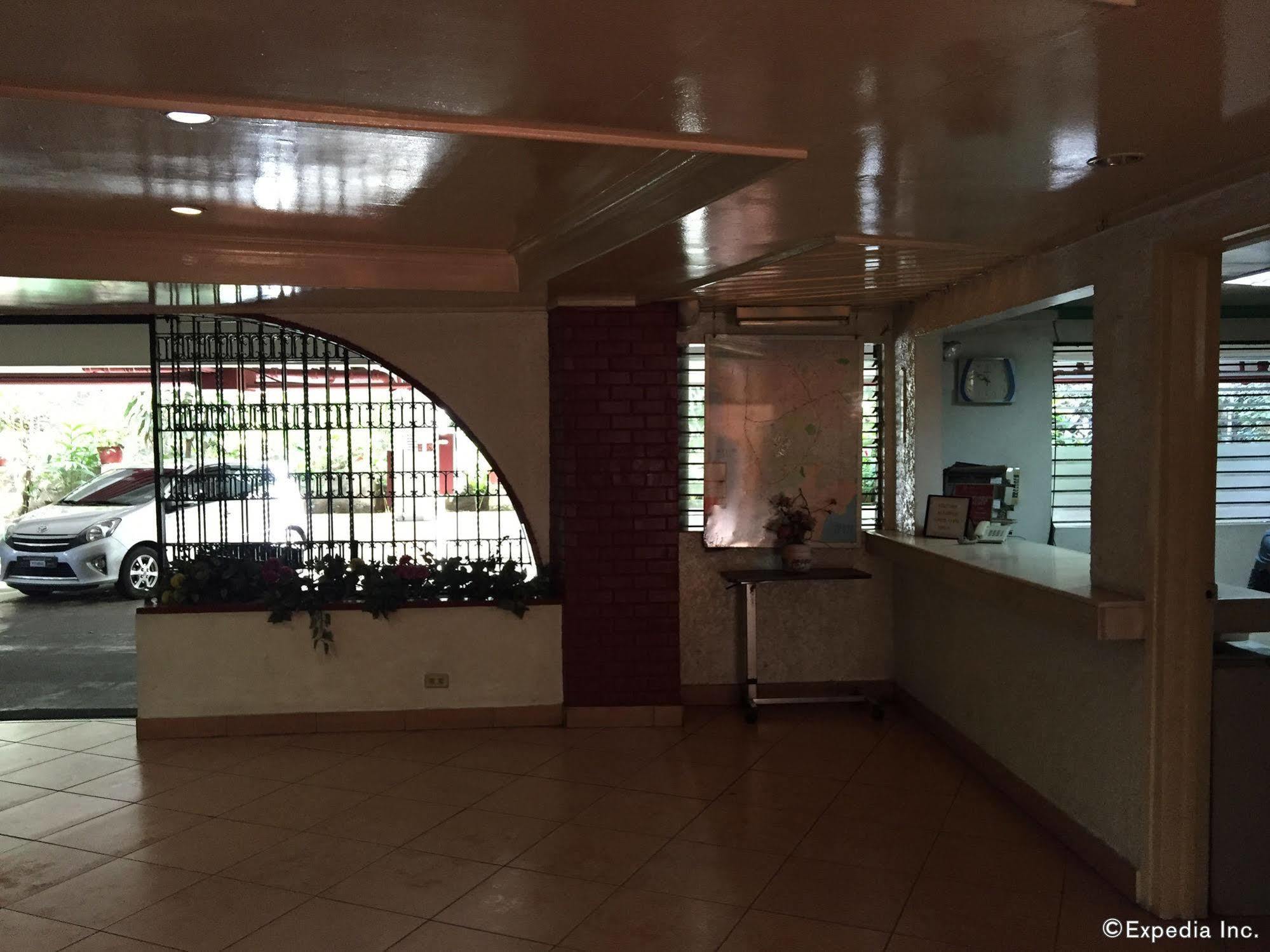 Broadway Court Apartelle 4Th Street Manilla Buitenkant foto