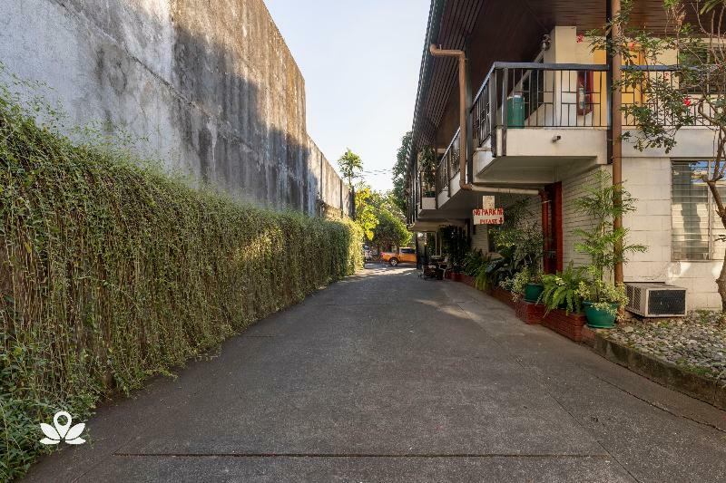 Broadway Court Apartelle 4Th Street Manilla Buitenkant foto