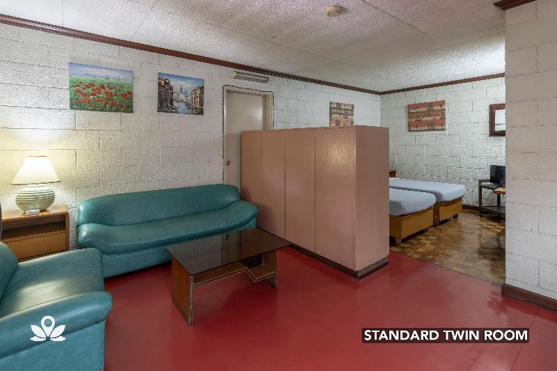 Broadway Court Apartelle 4Th Street Manilla Buitenkant foto